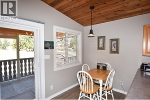 190 Falcon Avenue - Photo 18