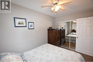 190 Falcon Avenue - Photo 22