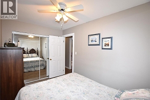 190 Falcon Avenue - Photo 23