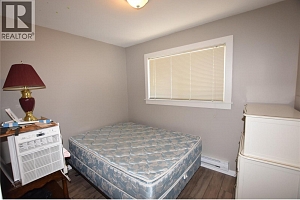 190 Falcon Avenue - Photo 24