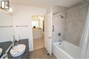 650 Lexington Drive Unit# 201 - Photo 32