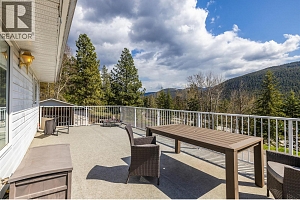 7114 Goshawk Road - Photo 18