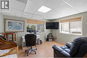 7114 Goshawk Road - Photo 32