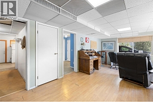 7114 Goshawk Road - Photo 36