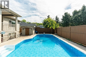 447 Stetson Street - Photo 10
