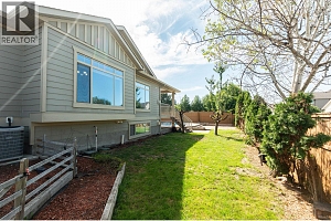 447 Stetson Street - Photo 14