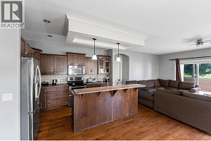 447 Stetson Street - Photo 16