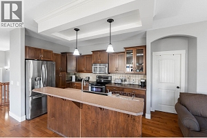 447 Stetson Street - Photo 17