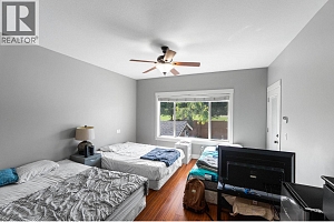 447 Stetson Street - Photo 25