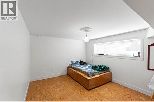 447 Stetson Street - Photo 40