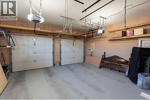 447 Stetson Street - Photo 43