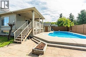 447 Stetson Street - Photo 9