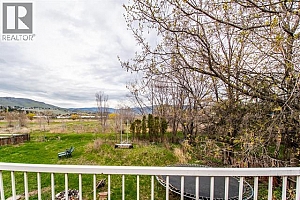 2611 Lakeshore Road - Photo 9