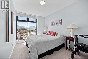 485 Groves Avenue Unit# 902 Lot# 902 - Photo 30