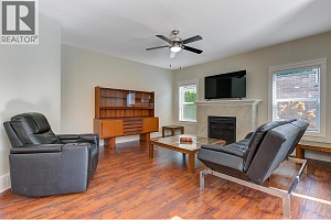 2097 Acorn Crescent - Photo 10