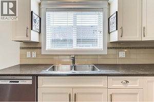 2097 Acorn Crescent - Photo 16