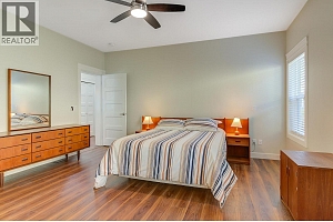 2097 Acorn Crescent - Photo 29