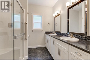 2097 Acorn Crescent - Photo 32