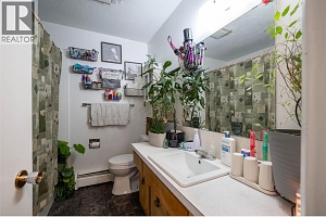 3710 25 Avenue - Photo 8