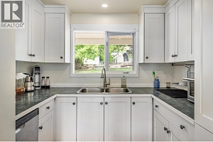 15818 Old Mission Road - Photo 14