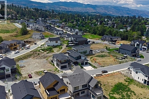 925 Bull Crescent - Photo 21