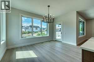 925 Bull Crescent - Photo 28