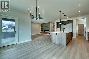 925 Bull Crescent - Photo 32