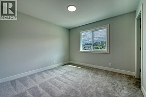 925 Bull Crescent - Photo 51