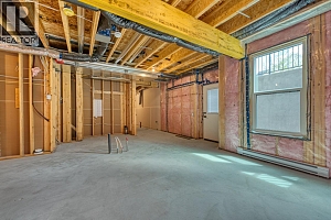 925 Bull Crescent - Photo 58