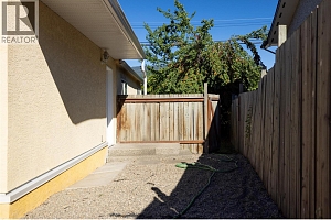 3900 Alexis Park Drive - Photo 12