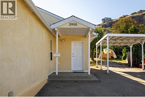 3900 Alexis Park Drive - Photo 2