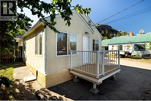 3900 Alexis Park Drive - Photo 4