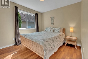 3008 Quail Crescent - Photo 10
