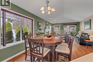 3008 Quail Crescent - Photo 2