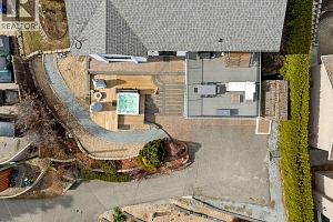 2658 Lakeview Road - Photo 13