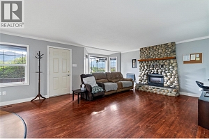 124 Salmon Arm Drive - Photo 18
