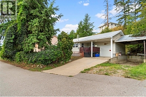 124 Salmon Arm Drive - Photo 40