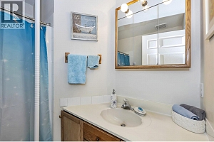 2260 Wilson Avenue - Photo 20