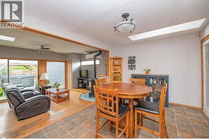 1390 Cornwall Road - Photo 14