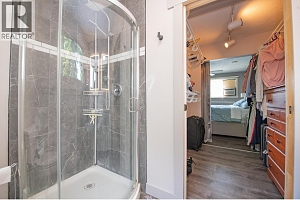 1390 Cornwall Road - Photo 29