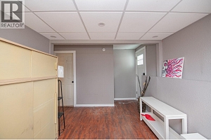 1390 Cornwall Road - Photo 32