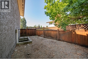 1390 Cornwall Road - Photo 44