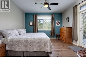 2233 Helgason Drive - Photo 21