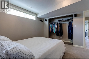 2233 Helgason Drive - Photo 39