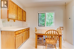3400A 16 Avenue - Photo 14