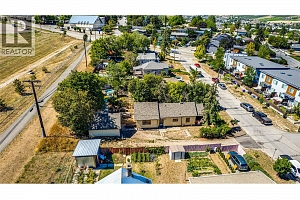 3400A 16 Avenue - Photo 36