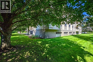 3608 27 Avenue Unit# 201 Lot# 21 - Photo 11