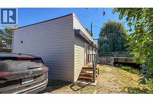 1359 Sutherland Avenue - Photo 17