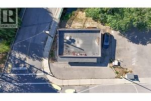 1359 Sutherland Avenue - Photo 21