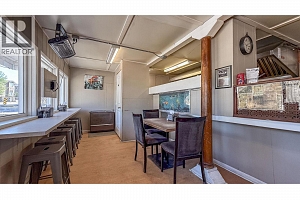 1359 Sutherland Avenue - Photo 6